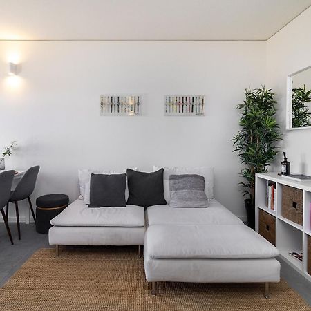 Whome Study & Surf Carcavelos 1-Bed By Beach & Nova Sbe Exterior photo
